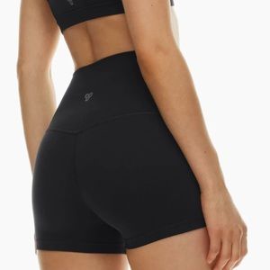 Aritzia TNAButter Cheeky Hi-Rise 3” Short